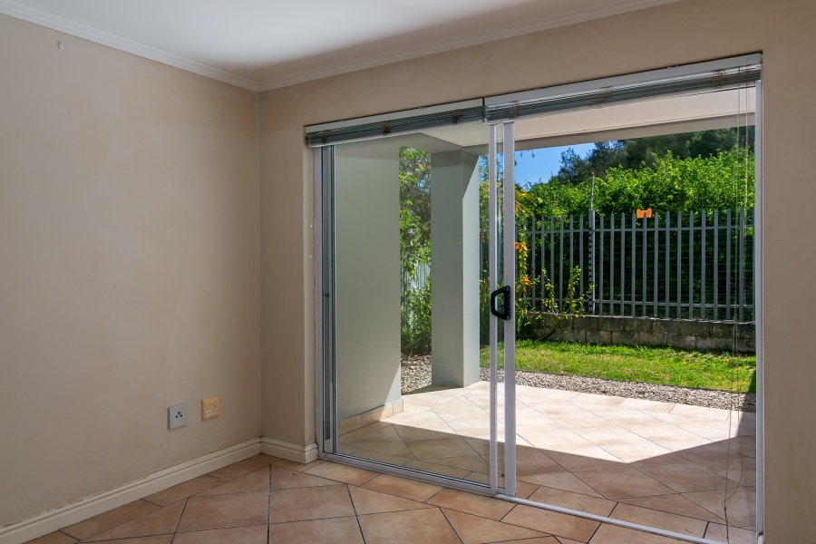 2 Bedroom Property for Sale in Lelieskloof Western Cape